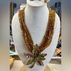 Elegant Amber Glass Faceted Beads Beaded Necklace wGold Leaf Pendant